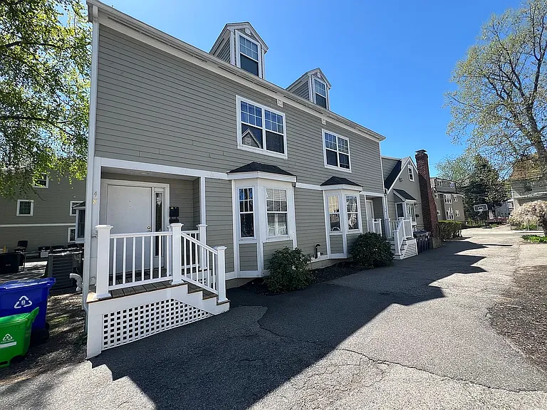 44 Westford St #44 — Photo 2