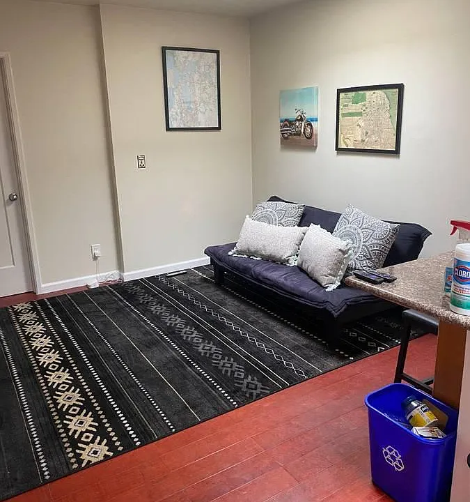 66 Liebig St