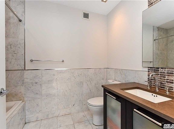 5th image of 64-05 Yellowstone Blvd #Penthouse 509p
