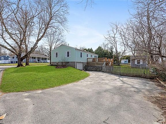 5th image of 32 Overhill Rd