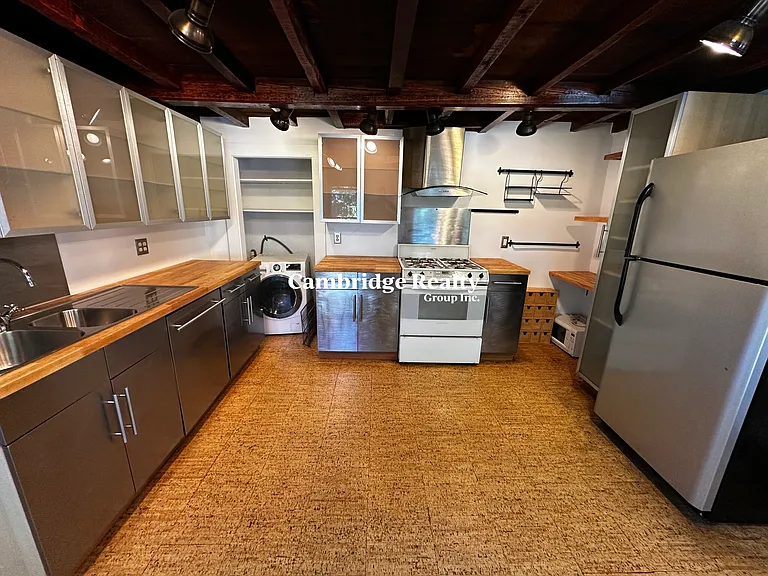 18 Tremont St #2T — Photo 5