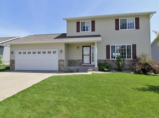 250 Cattail Ln, North Liberty, IA 52317