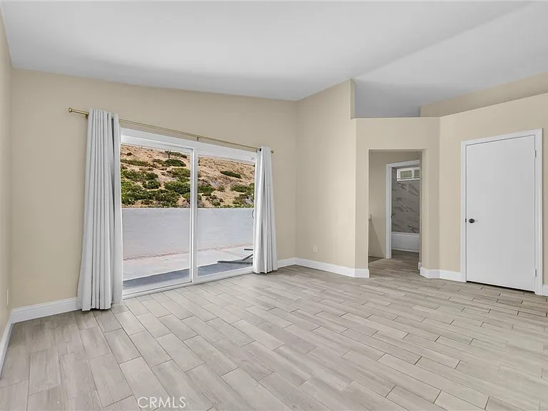 501 Roosevelt St — Photo 22