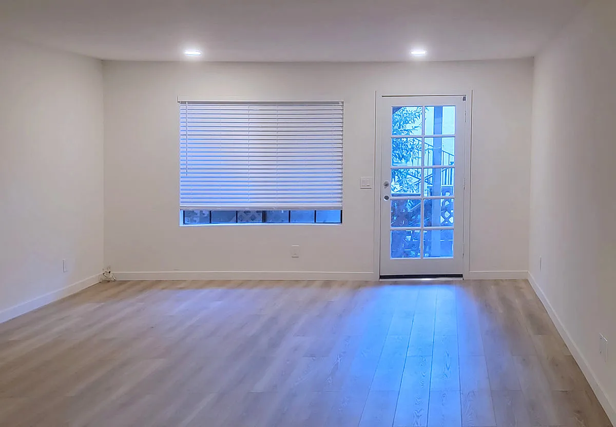 Studio, 544 sqft, $2,050 — Photo 3