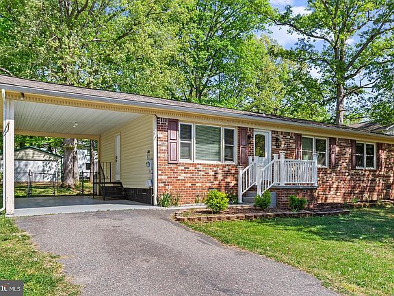 2nd image of 25960 Hills Dr