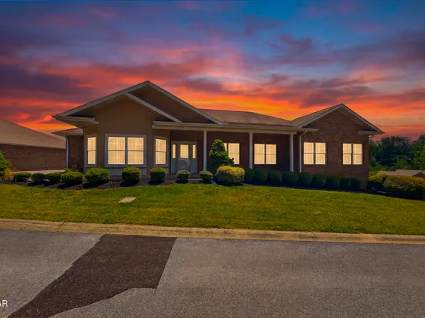 2119 Zion Dr, Sevierville, TN 37862