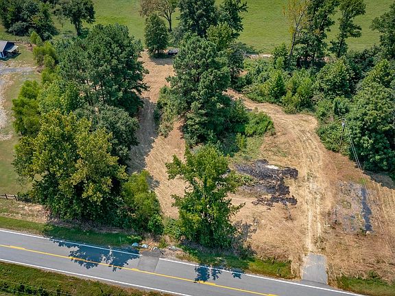 3rd image of 6153 Highway 319 W