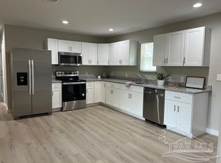 6962 Rolling Hills Rd, Pensacola, FL 32505