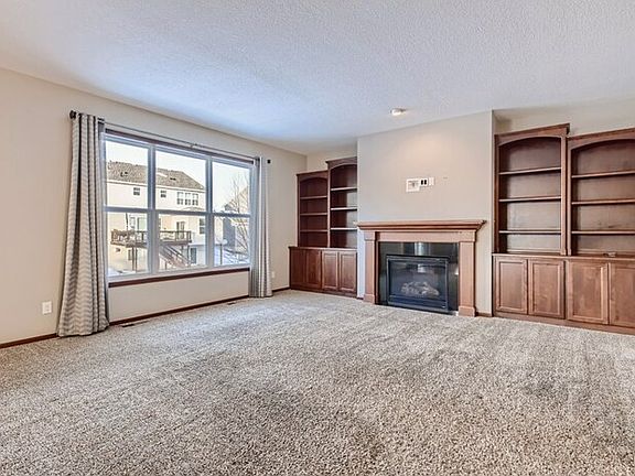 4th image of 830 Egret Ln