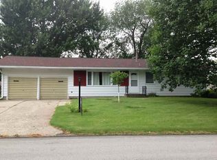 1704 E 4th St, Coal Valley, IL