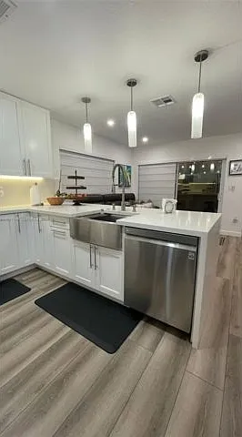 1149 NW 126th Pl — Photo 3
