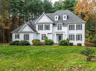 50 Oak Ridge Dr, Avon, CT 06001