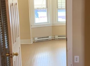 349 N 11th St, Reading, PA 19604