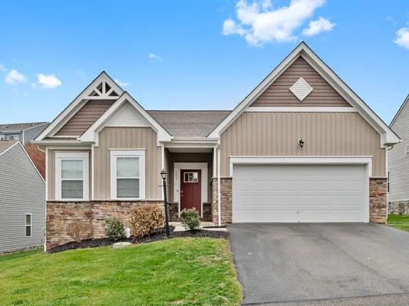 209 Olivia Dr, New Kensington, PA 15068