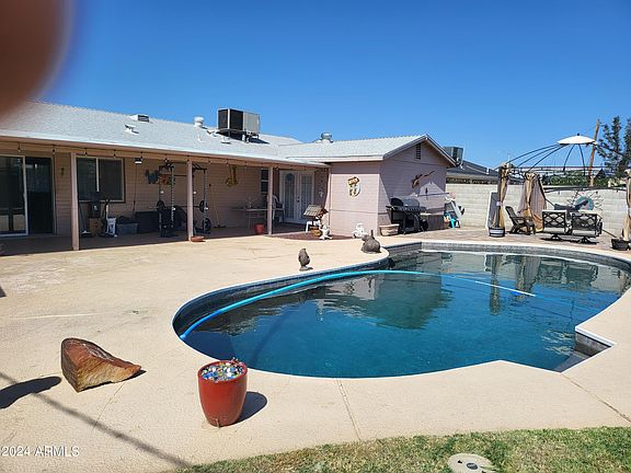 5th image of 2939 W LARKSPUR Drive