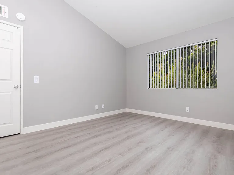 Club Pacifica Apartment Homes — Photo 24