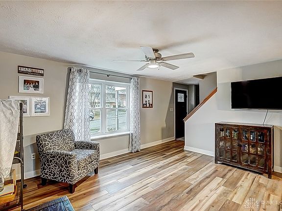 4th image of 2308 Oakbark St