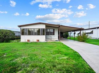 36827 Grace Ave, Zephyrhills, FL 33542