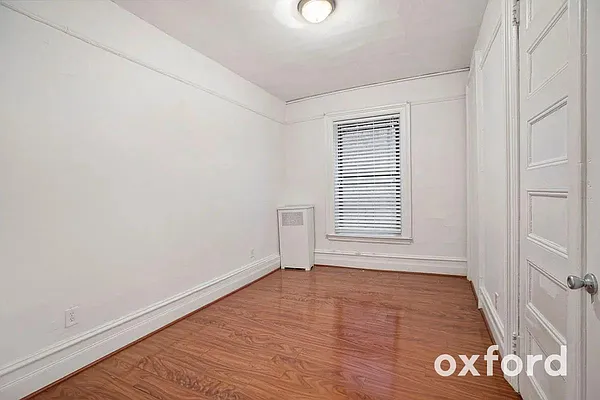 Rented by Oxford Property Group | media 10