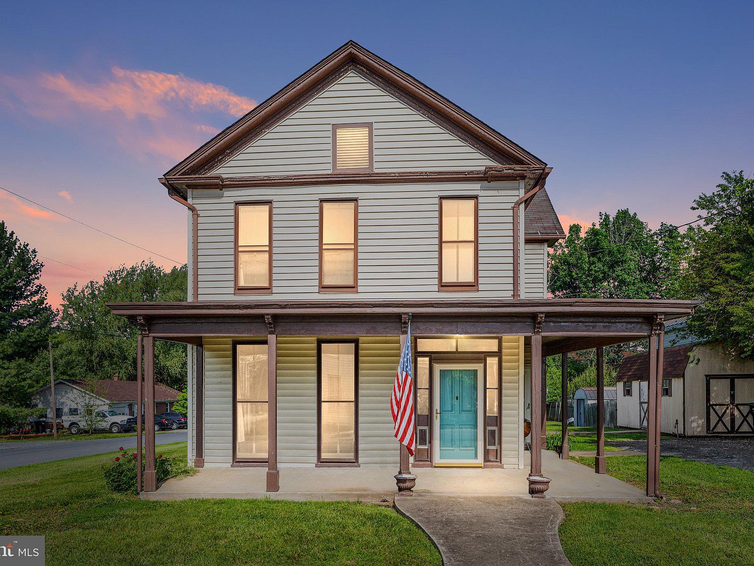 284 S Massanutten St, Strasburg, VA 22657 Zillow