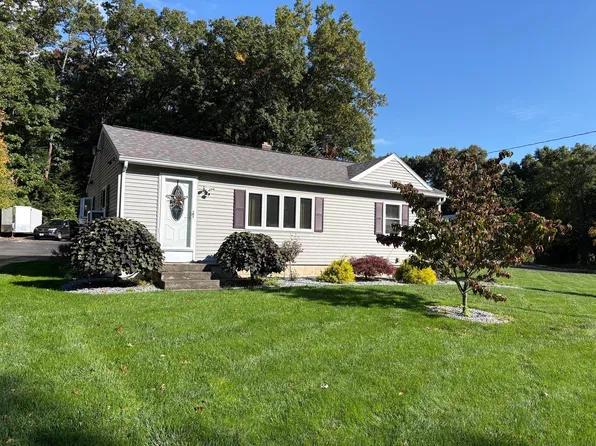 30 Feeding Hills Rd, Southwick, MA 01077