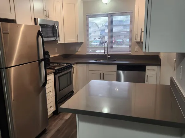 12526 Meridian Ave S APT 4, Everett, WA 98208