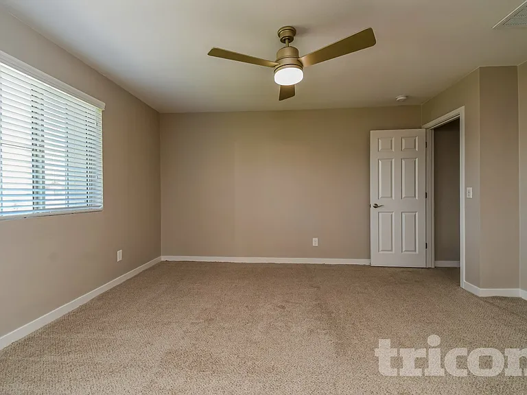 9322 E Solina Ave — Photo 4