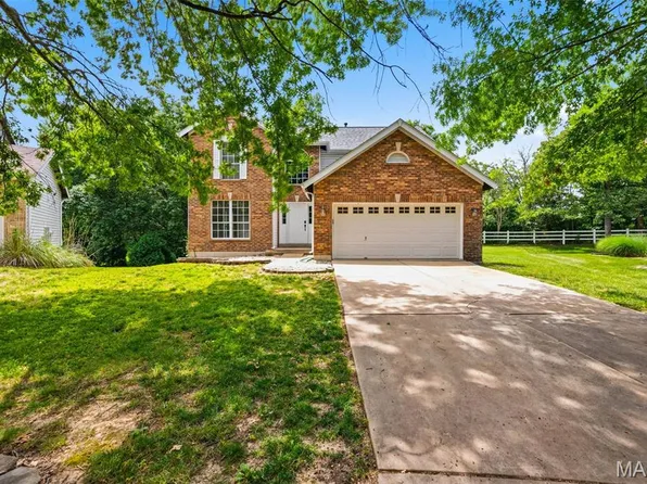 48 Ironwood Ct, O'Fallon, MO 63368