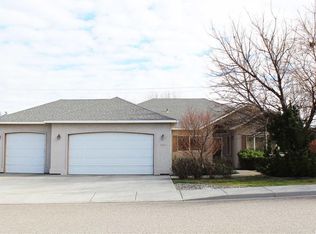 2012 Anna Ave, Richland, WA