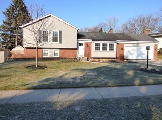 5465 Londonderry Dr SE, Kentwood, MI 49508