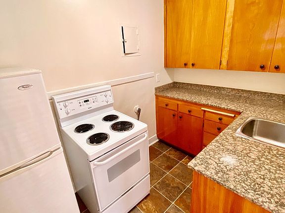 4th image of 1420 Boren Ave APT 112