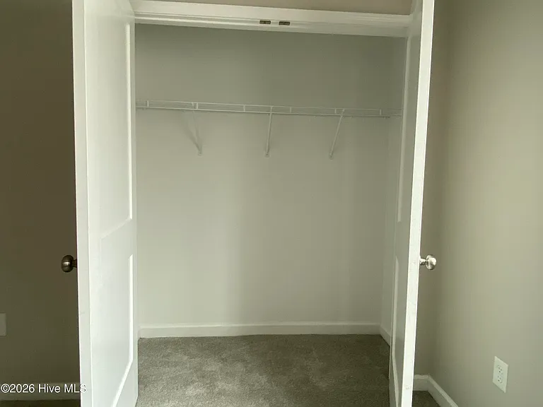 155 Lincoln Place Cir — Photo 10