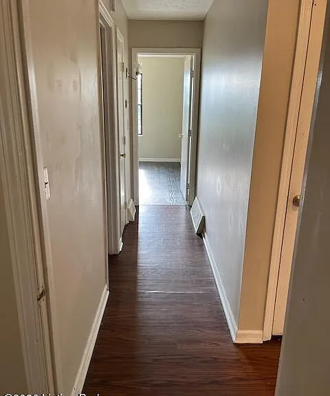1705B Cliff Ridge Ct — Photo 12