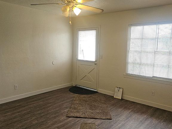 4th image of 3445 E Terrace Ave