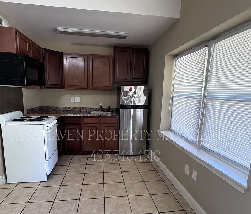 1st image of 122 Leach Dr APT 107