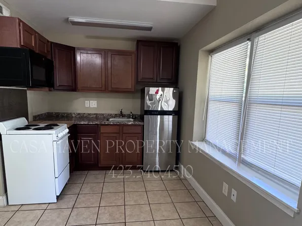 122 Leach Dr, Jonesborough, TN