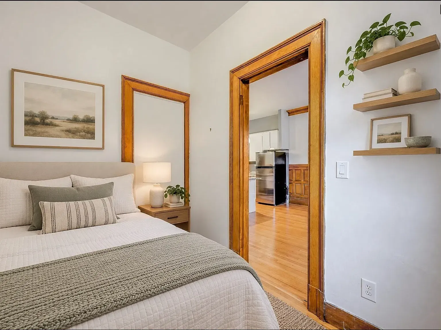 1 bed, 9999 sqft, $2,595 — Photo 4