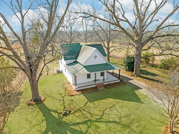 193 Long Dr, Smithville, GA 31787