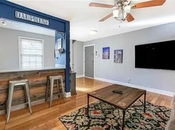 2nd image of 1323 Dauphine St APT 4