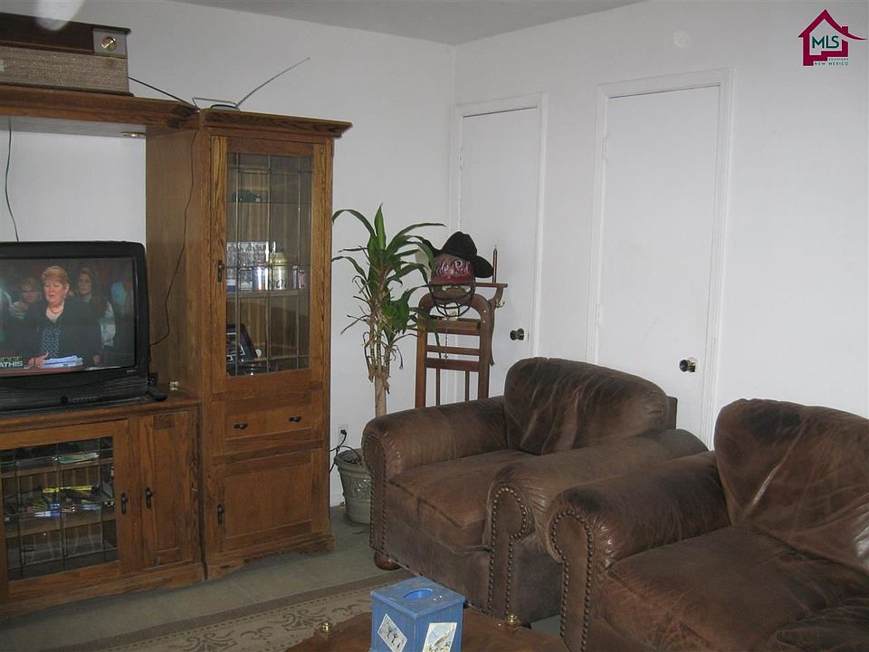1st image of 4570 Los Morenos Ct