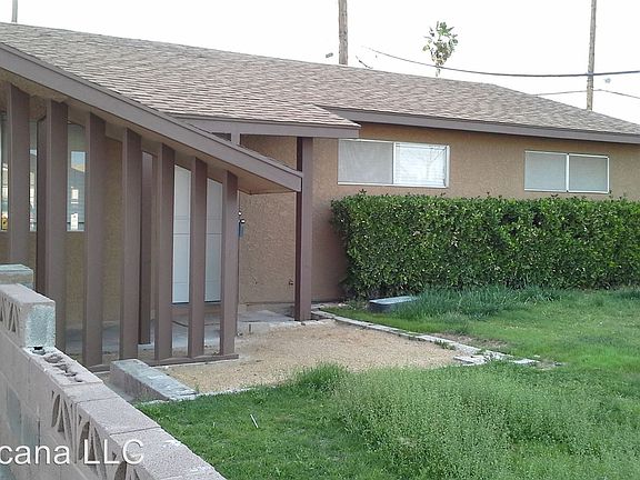 2nd image of 704 Scholl Dr