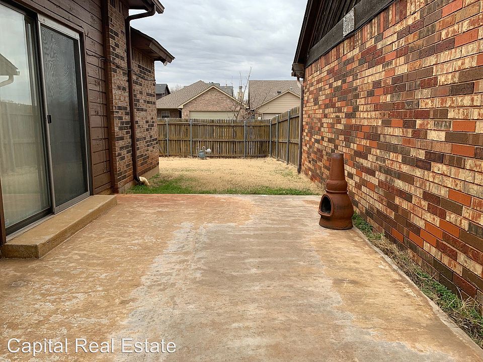 1st image of 2512 Lynn Ln