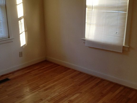 Second bedroom/study