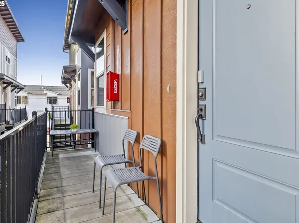 4315 SE Division St Unit B, Portland, OR 97206