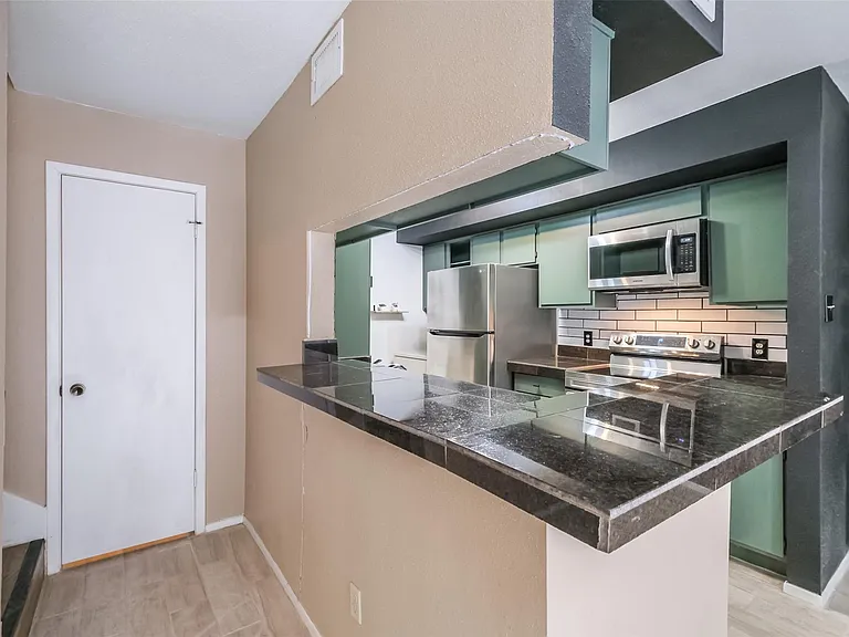 6633 W Airport Blvd #1206 — Photo 10