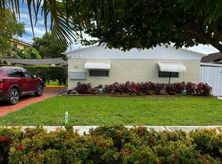 316 NE 3 St, Hallandale, FL 33009