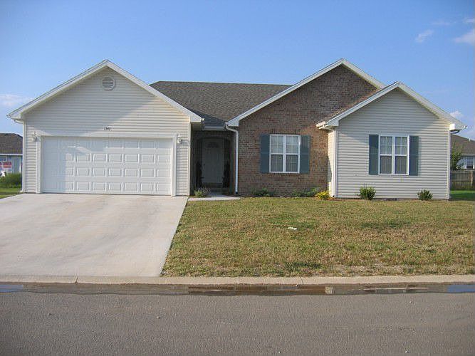 3bd, 2ba Well Kept Home
