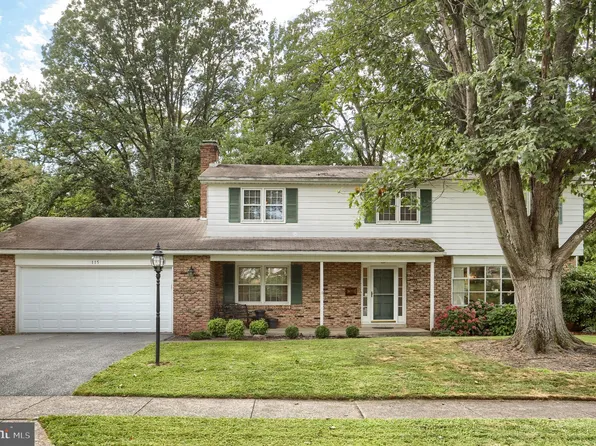 115 Parkview Rd, New Cumberland, PA 17070