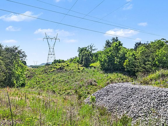 2nd image of 75ACRE S Oak Hills Rd