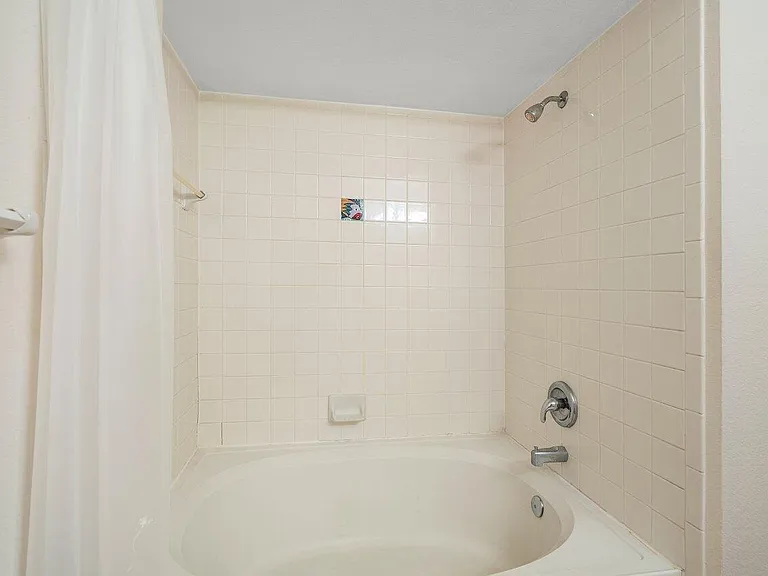 1825 Palm Cove Blvd #7-306 — Photo 20